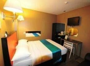 Mariposa Budget Hotel Marikina - Photo4