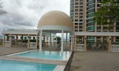 SECURED APT beside Ayala Malls The 30th