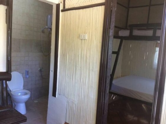 Hidaway Hostel Nipa Hut Fan Room - Photo5