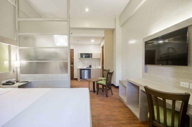 Microtel Inn & Suites by Wyndham San Fernando - Photo5