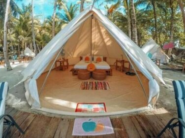 Glamping Siquijor by the Beach