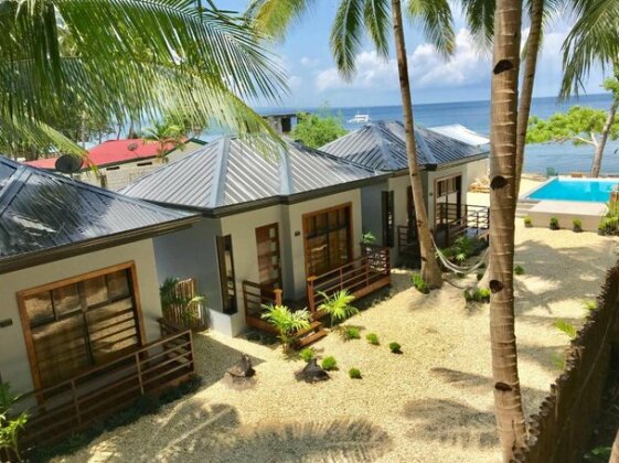 Southseas Beach Resort and Dive Center - Photo2