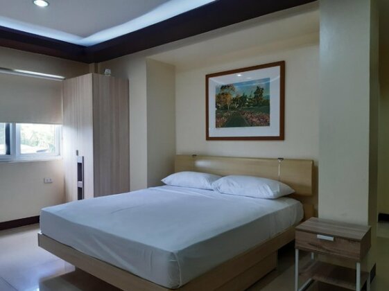 Plumeria Hotel Batangas - Photo3