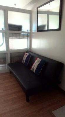  Photo 1