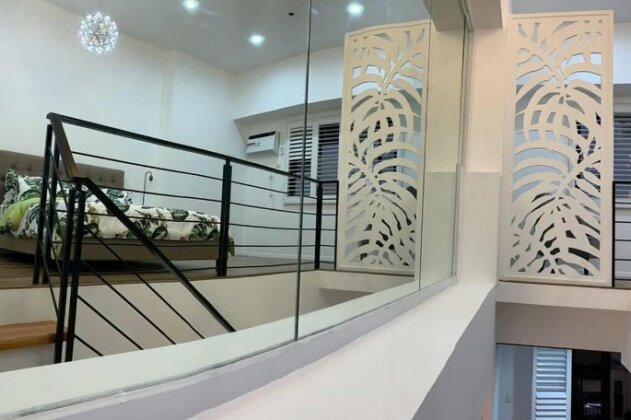 Contemporary Style in the heart of Tagaytay City - Photo5
