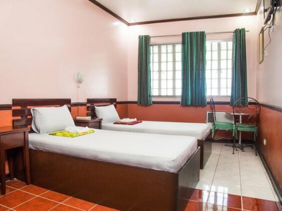 Cool Breeze Hotel and Villas - Photo3