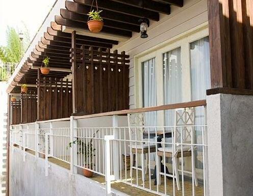 Joaquin's Bed and Breakfast - Photo2