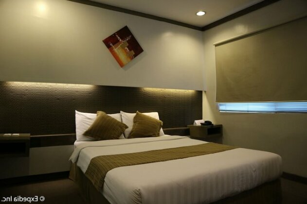 Magallanes Square Hotel - Photo2