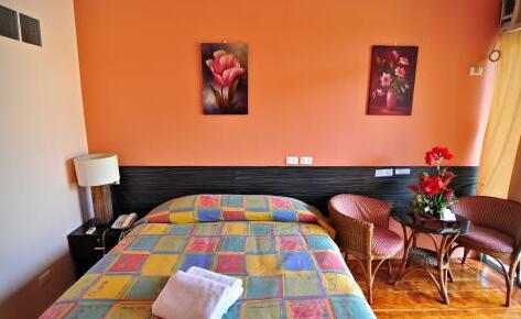 Pura Vida Villas Tagaytay - Photo3