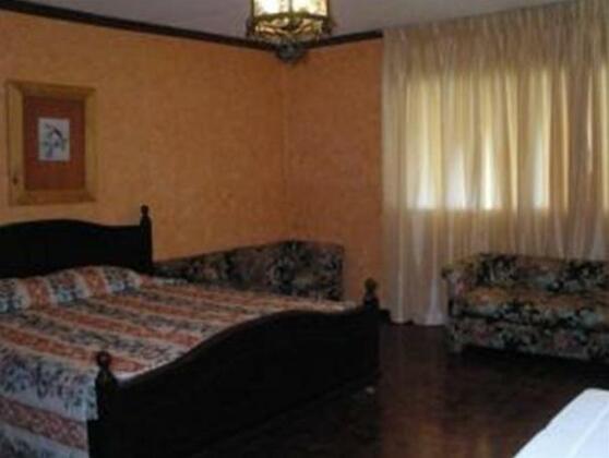 Residence Inn Tagaytay - Photo2