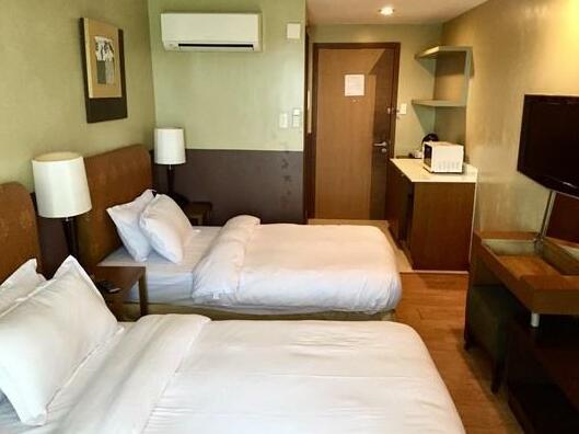 Studio Twin Bed Condotel - Hotel Quality - Photo2