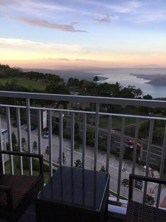 Summer Breeze Staycation - Photo2