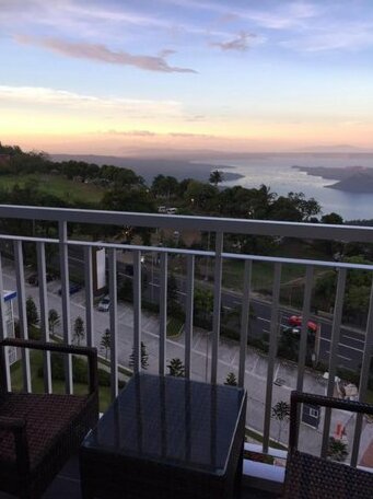 Summer Breeze Staycation - Photo5