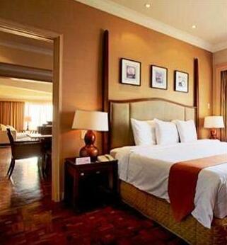 Taal Vista Hotel - Photo4