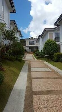 Tagaytay Cozy and Relaxing 2-BR Villa