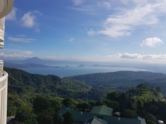 Tagaytay Overlooking Taal Lake - Photo3