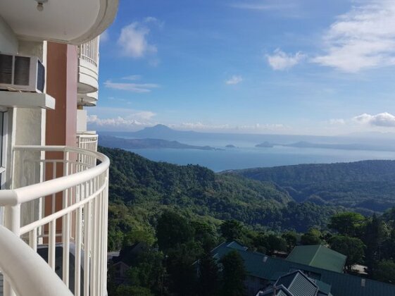 Tagaytay Overlooking Taal Lake - Photo5