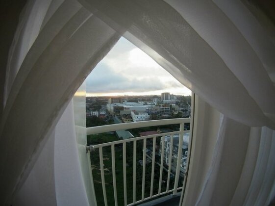 The HoloDeck - Photo4