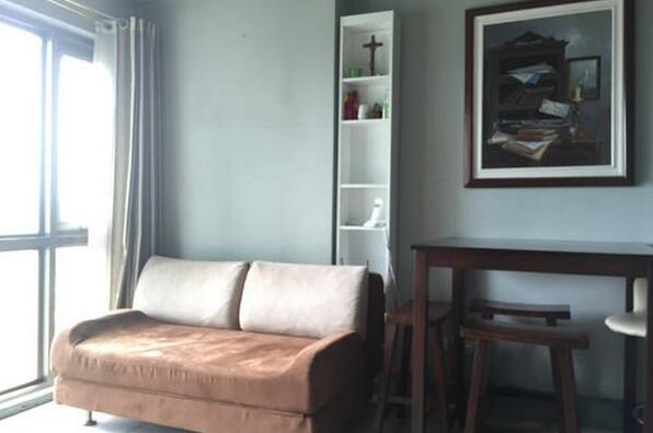 1br In Bgc With Golf Course View - Photo5