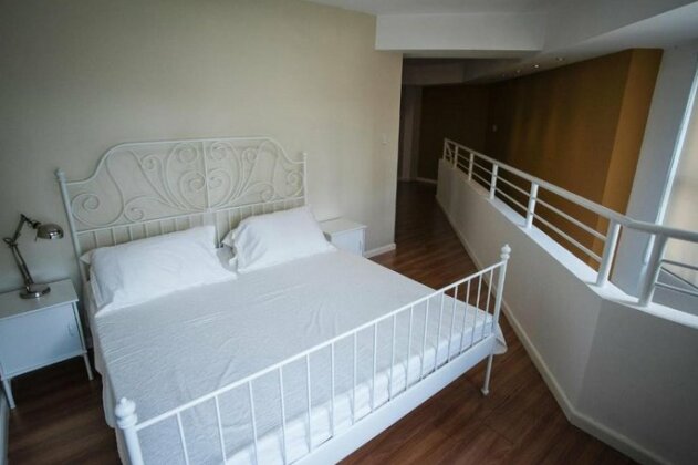 2 Bedroom Loft Type In Bgc - Photo4