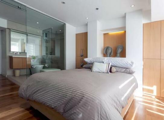 Brand New Showhome LOFT - The Fort BGC