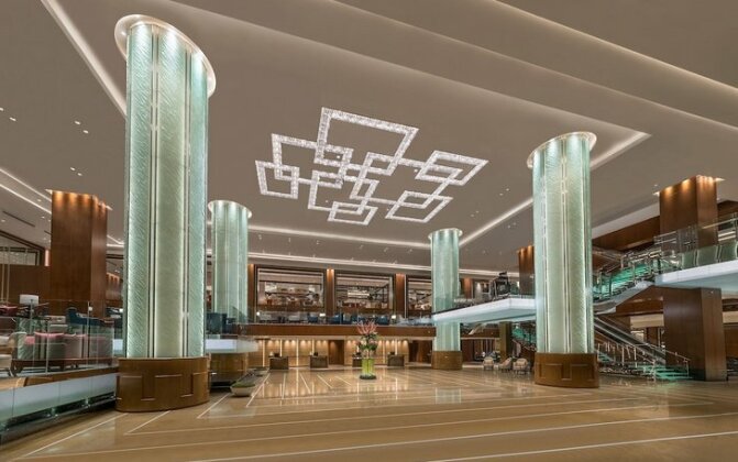 Grand Hyatt Manila - Photo3