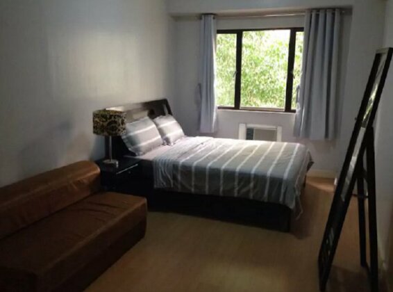 Great 1 BR Forbeswood Heights @ BGC near St Lukes and Burgos Circle - Photo2