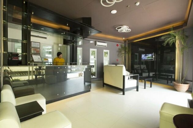 The Lucky 9 Budget Hotel - Photo3