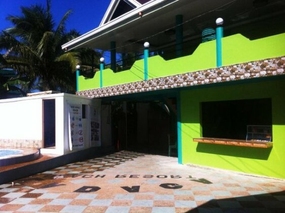 Ladaga Beach Resort Room Accommodations for 5 - Photo4
