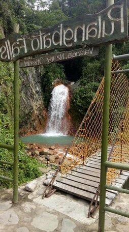 Pulangbato Falls Mountain Resort