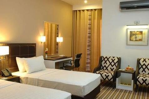 Faisalabad Hotel - Photo2