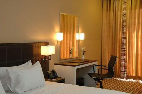 Faisalabad Hotel - Photo3
