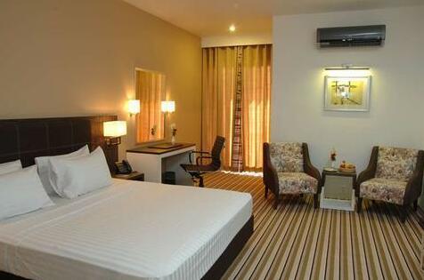 Faisalabad Hotel - Photo4