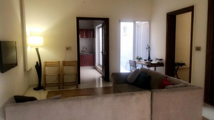 Fully Serviced Holiday Home - Photo3