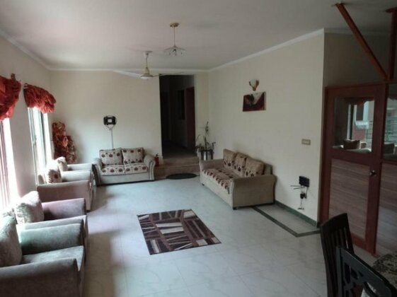 Apex Inn Guest House - Photo5