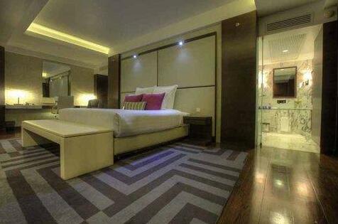Avari Tower Karachi - Photo2