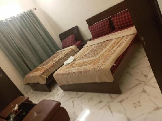 Classic Inn Guest House - Photo4