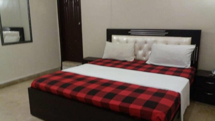 Step inn Gulshan