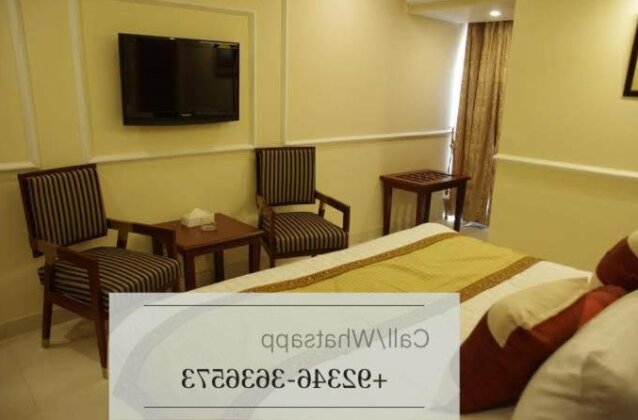 Step inn Gulshan - Photo2