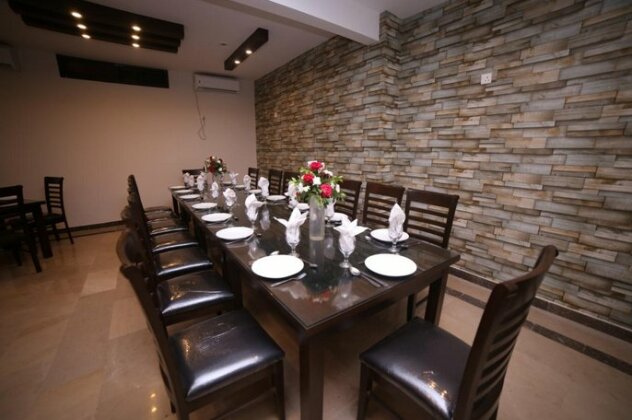 Zifan Hotel & Suites - Photo4