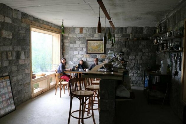 Mountain Story - Photo2