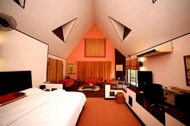 Greenfields Country Club Lahore - Photo4