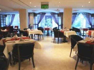 Hospitality Inn Lahore - Photo3