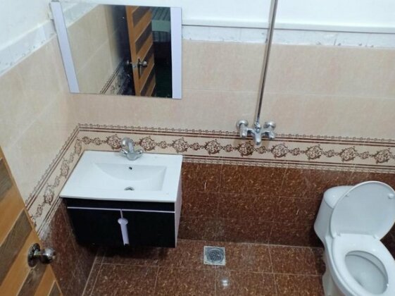New White Rose Hotel - Photo2