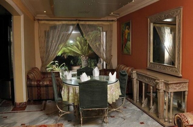 Regency Inn Lahore - Photo5