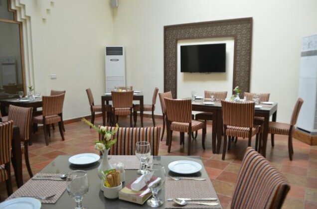 Hotel One Tariq Road - Photo3
