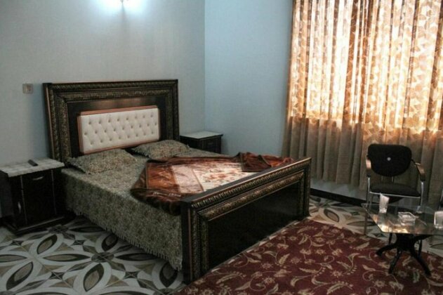 Tulip Guest House Abbottabad - Photo2