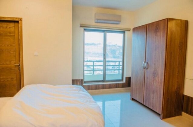 Inviting 1-Bed Apartment in Islamabad - Photo4