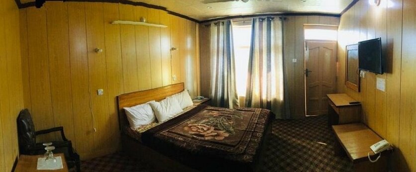Baltistan Mountain Chalet - Photo2