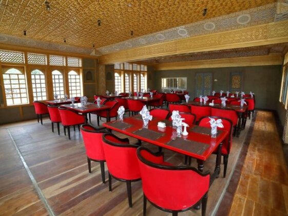 Mondoq Palace Hotel Skardu - Photo2